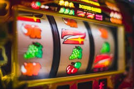 Myanmar ကစားသူများ အတွက် အွန်လိုင်း ကတ်ဂိမ်း Baccarat Poker